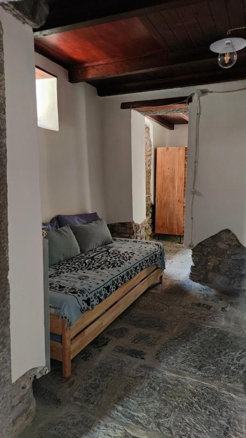 La Casa Delle Pietre Parlanti - Casa In Pietra Ai Piedi Del Parco Delle 5 Terre Bed & Breakfast Biassa Bagian luar foto